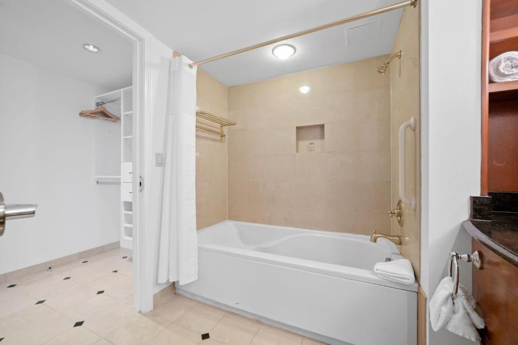 Cozysuites Beachfront 2Br 3Ba Condo アトランティックシティー エクステリア 写真
